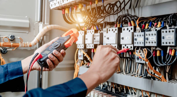 Best Local Electrician Companies  in Compton, CA
